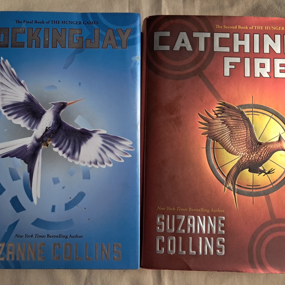 Mockingjay and Catching Fire Book Set